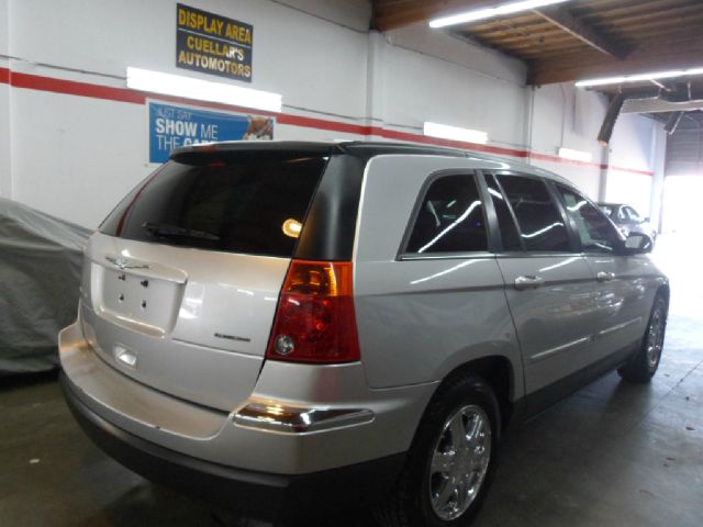 2004 Chrysler Pacifica EX - DUAL Power Doors