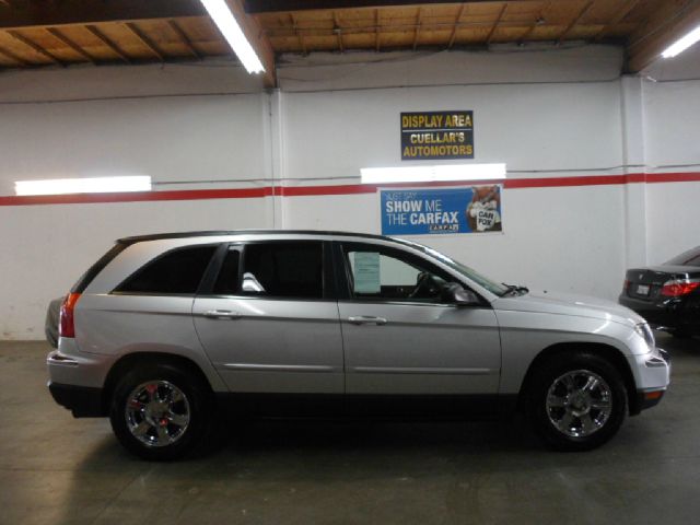 2004 Chrysler Pacifica EX - DUAL Power Doors