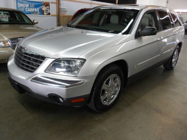 2004 Chrysler Pacifica EX - DUAL Power Doors