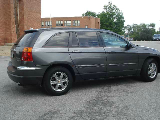 2004 Chrysler Pacifica EX - DUAL Power Doors