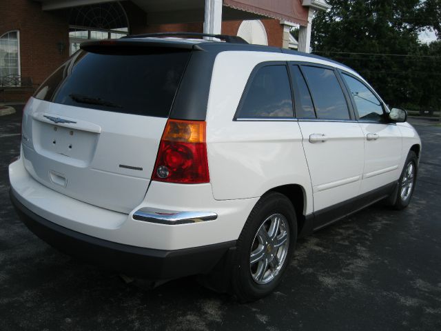 2004 Chrysler Pacifica EX - DUAL Power Doors