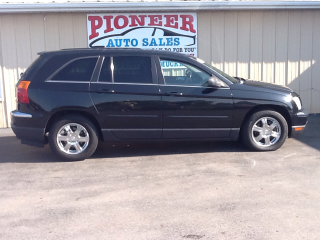 2004 Chrysler Pacifica EX - DUAL Power Doors