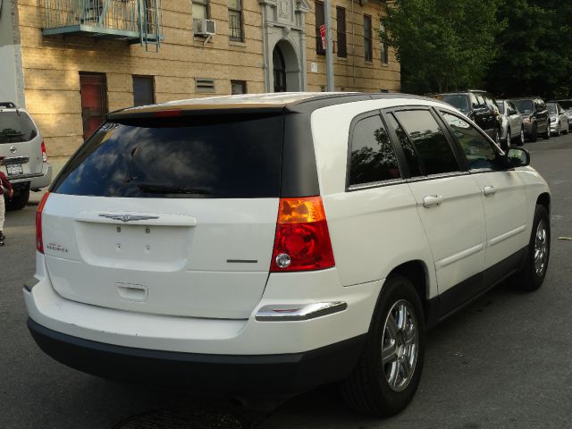 2004 Chrysler Pacifica EX - DUAL Power Doors