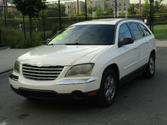 2004 Chrysler Pacifica EX - DUAL Power Doors