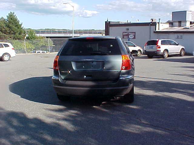 2004 Chrysler Pacifica Unknown