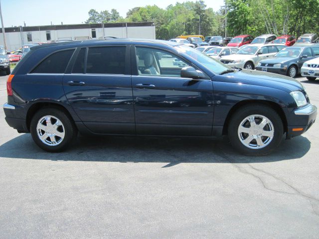 2004 Chrysler Pacifica EX - DUAL Power Doors