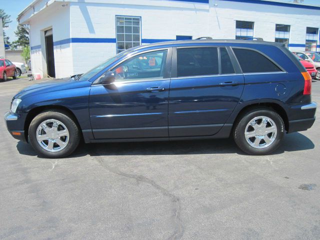 2004 Chrysler Pacifica EX - DUAL Power Doors