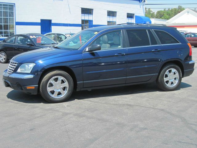 2004 Chrysler Pacifica EX - DUAL Power Doors