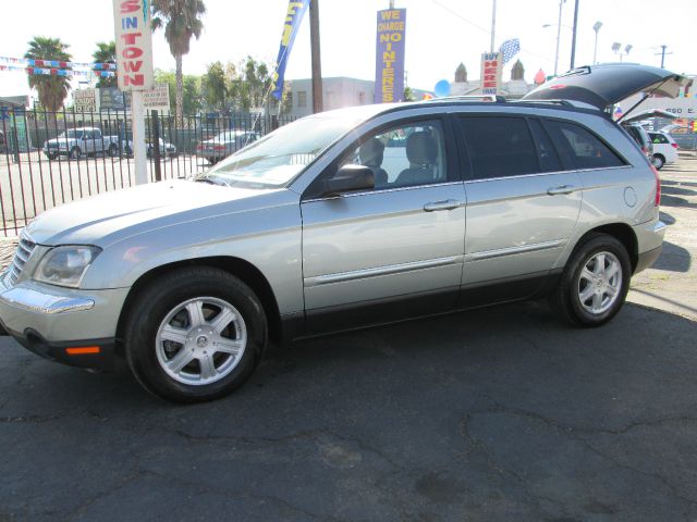 2004 Chrysler Pacifica EX - DUAL Power Doors