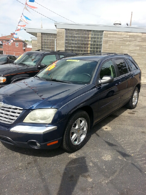 2004 Chrysler Pacifica Unknown