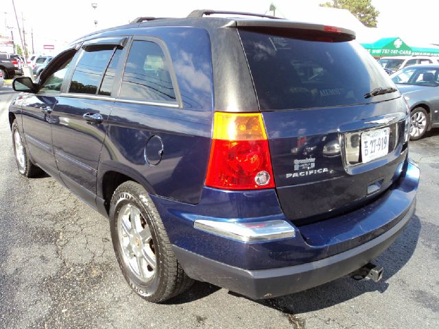 2004 Chrysler Pacifica EX - DUAL Power Doors