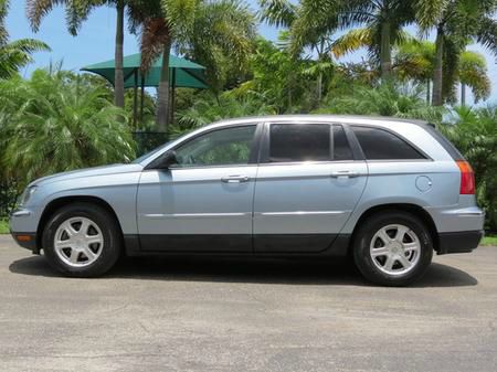 2004 Chrysler Pacifica EX - DUAL Power Doors