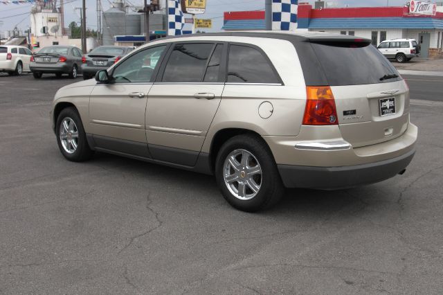 2004 Chrysler Pacifica EX - DUAL Power Doors