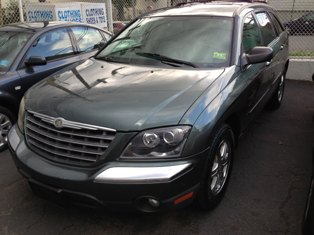 2004 Chrysler Pacifica EX - DUAL Power Doors