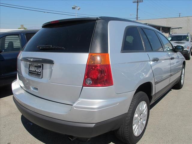 2005 Chrysler Pacifica Base