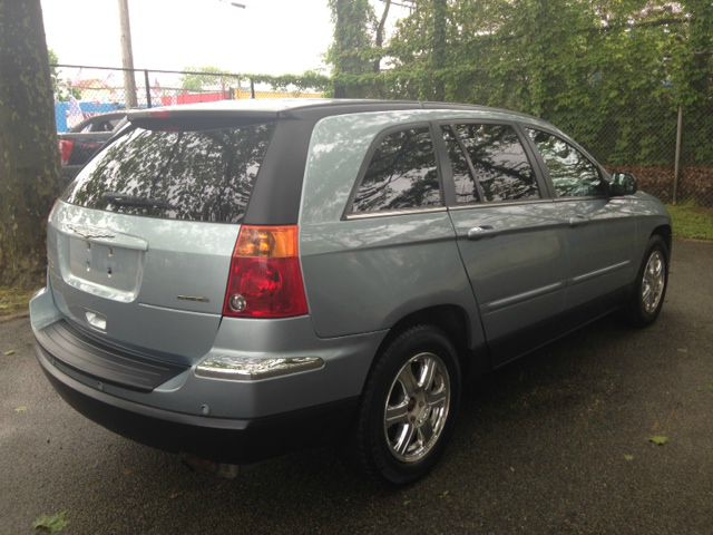 2005 Chrysler Pacifica GT Premium