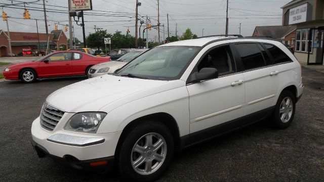 2005 Chrysler Pacifica Unknown