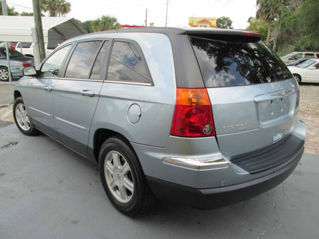 2005 Chrysler Pacifica (value Line)