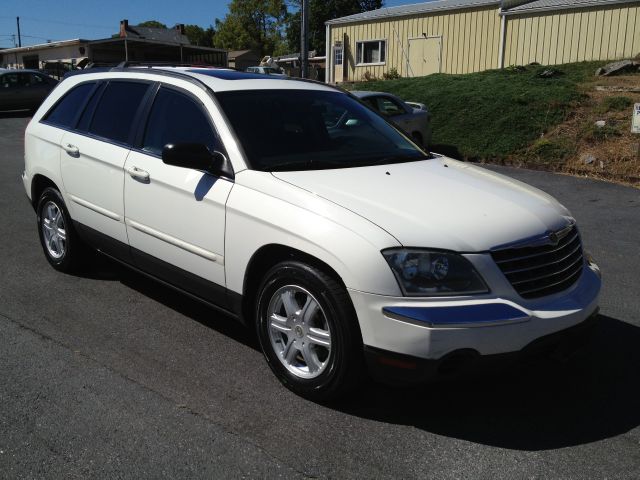 2005 Chrysler Pacifica GT Premium