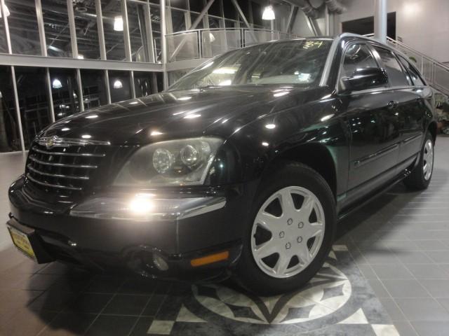 2005 Chrysler Pacifica SLT 25