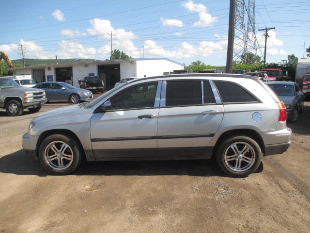 2005 Chrysler Pacifica Unknown