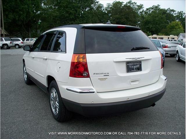 2005 Chrysler Pacifica Unknown