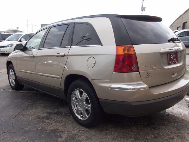 2005 Chrysler Pacifica (value Line)