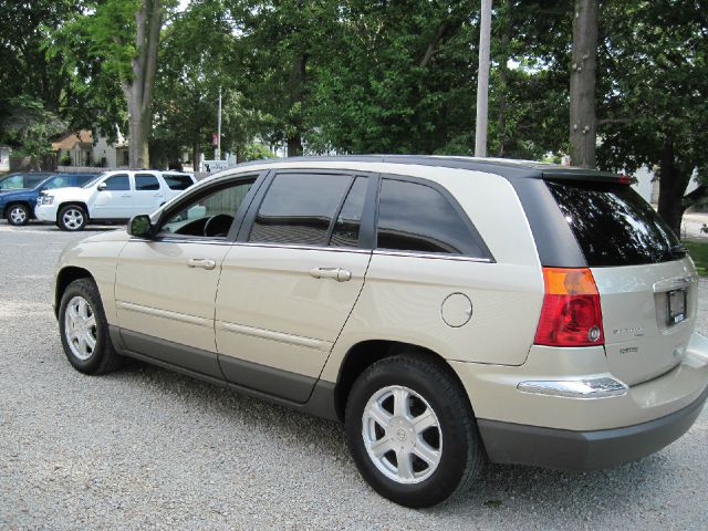 2005 Chrysler Pacifica (value Line)