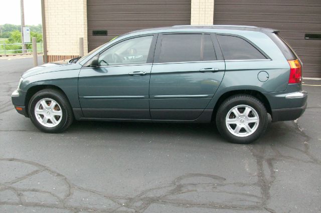 2005 Chrysler Pacifica (value Line)