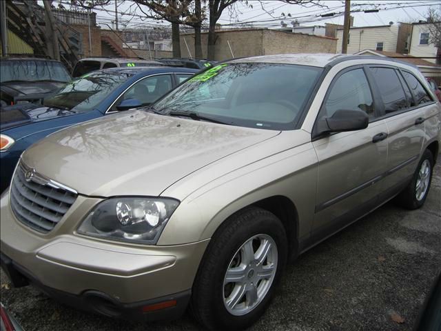 2005 Chrysler Pacifica EX - DUAL Power Doors