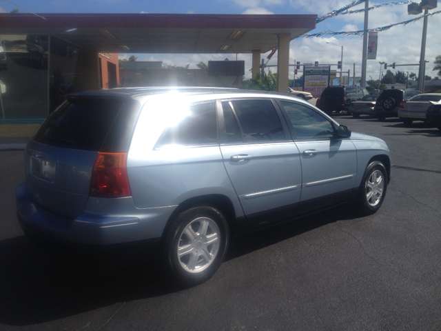 2005 Chrysler Pacifica (value Line)