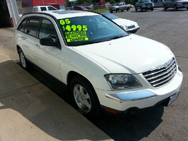 2005 Chrysler Pacifica GT Premium