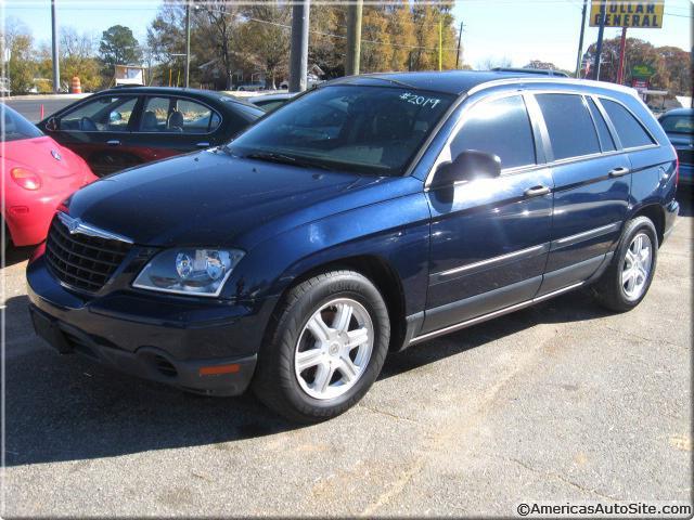 2005 Chrysler Pacifica Base