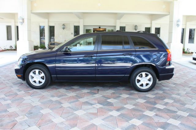 2005 Chrysler Pacifica (value Line)