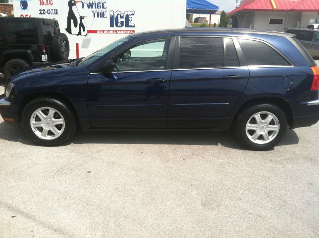 2005 Chrysler Pacifica (value Line)