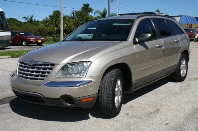 2005 Chrysler Pacifica (value Line)