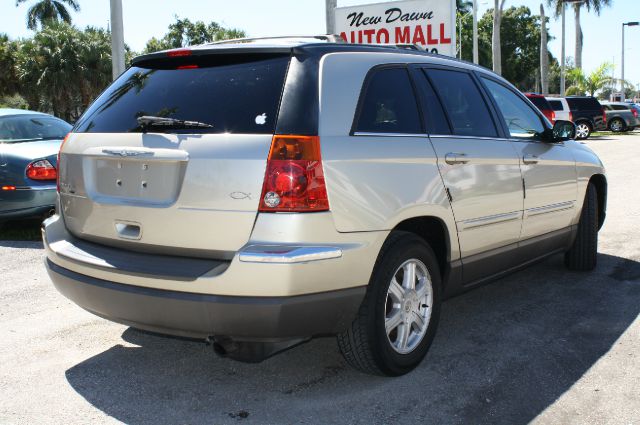 2005 Chrysler Pacifica (value Line)