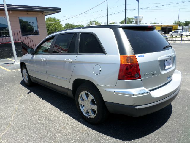 2005 Chrysler Pacifica (value Line)