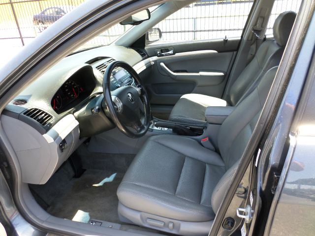 2005 Chrysler Pacifica (value Line)