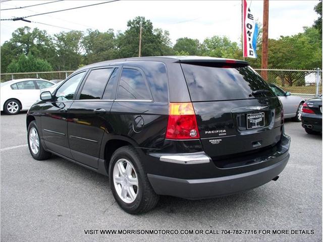 2005 Chrysler Pacifica Unknown