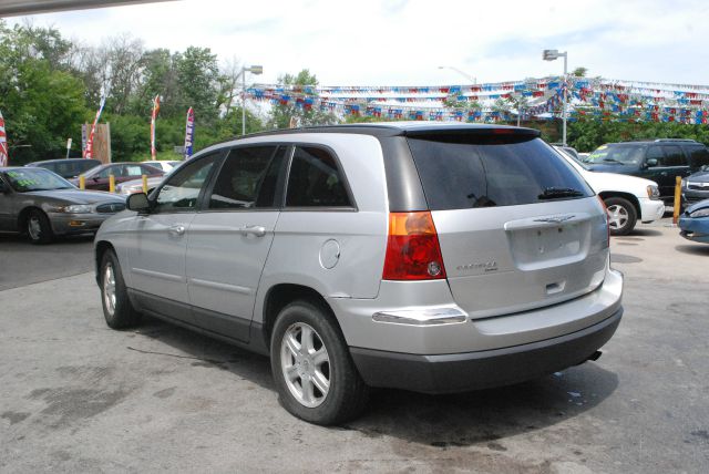 2005 Chrysler Pacifica GT Premium