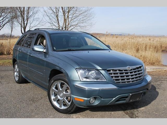 2005 Chrysler Pacifica SLT 25