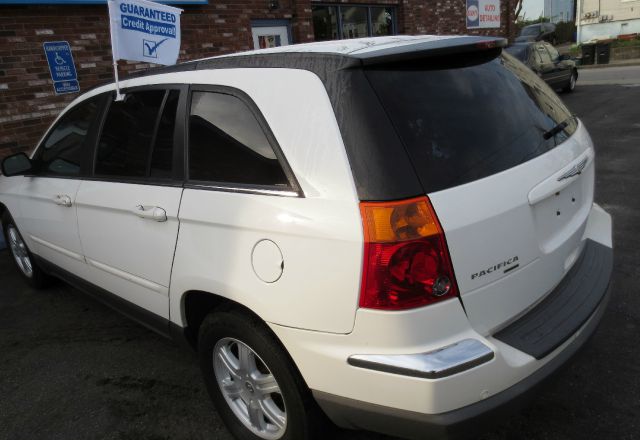 2005 Chrysler Pacifica GT Premium