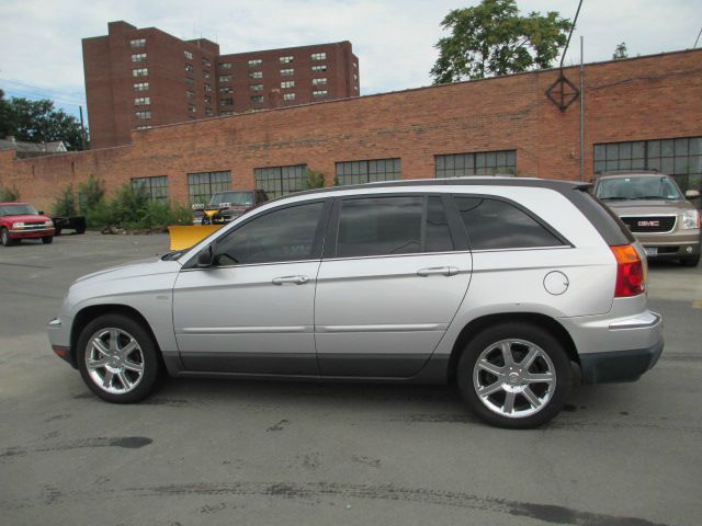 2005 Chrysler Pacifica GT Premium