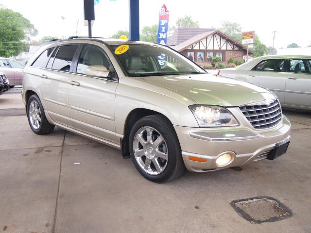 2005 Chrysler Pacifica SLT 25