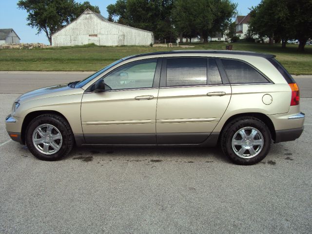 2006 Chrysler Pacifica GT Premium