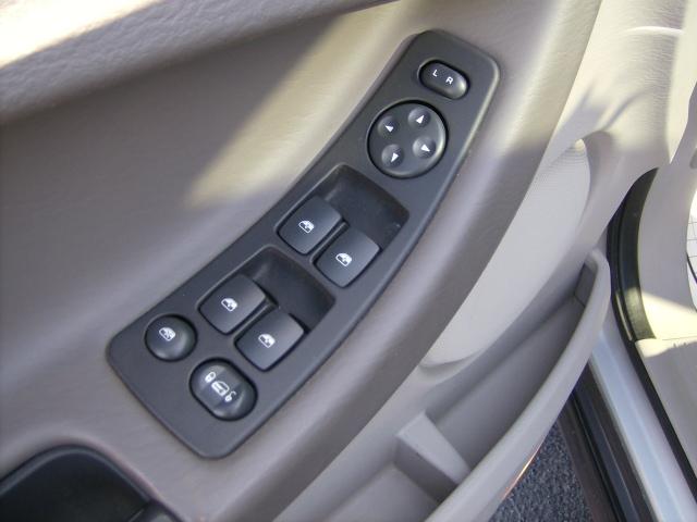 2006 Chrysler Pacifica Base