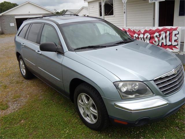 2006 Chrysler Pacifica Unknown