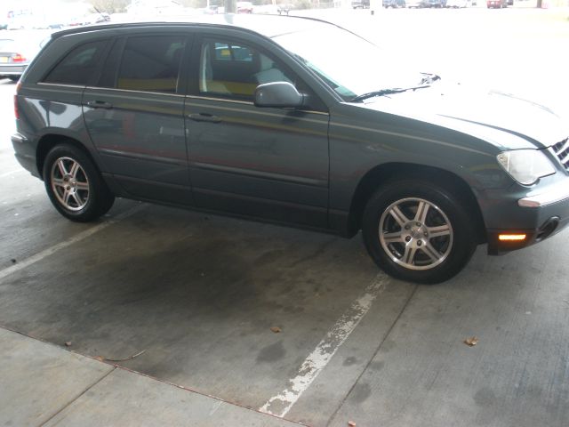 2007 Chrysler Pacifica (value Line)