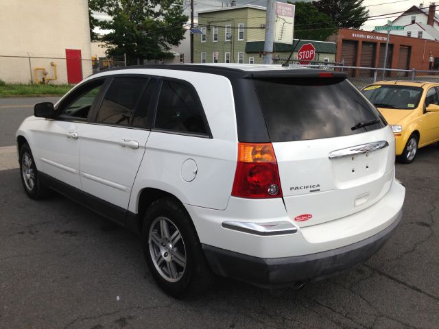 2007 Chrysler Pacifica LX Manual 4WD